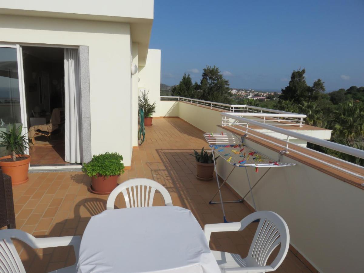 Sweden Apartment - Top Floor One Bedroom With Sea Views - Rs Lagos Bagian luar foto