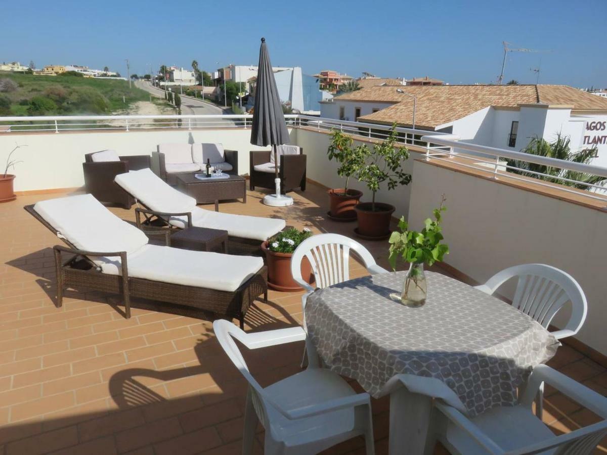 Sweden Apartment - Top Floor One Bedroom With Sea Views - Rs Lagos Bagian luar foto