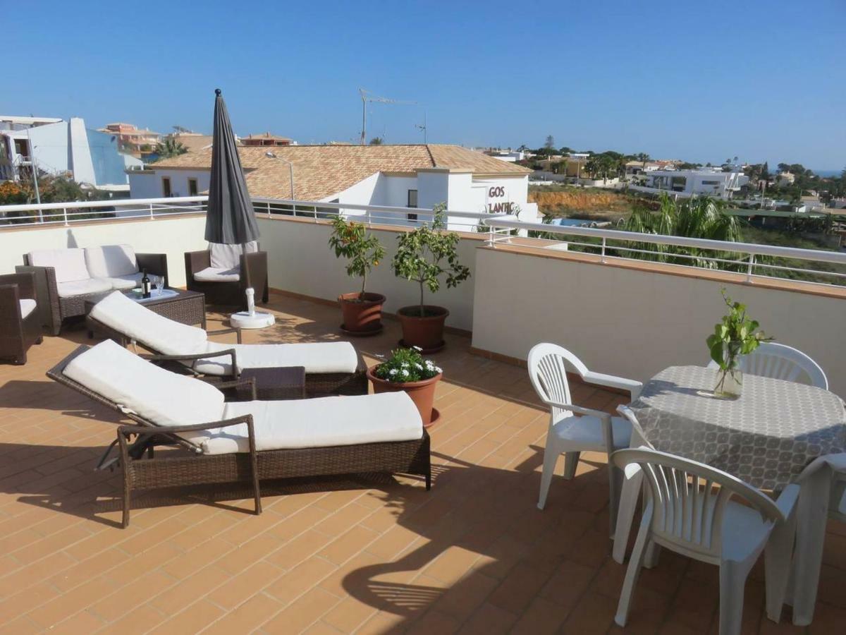 Sweden Apartment - Top Floor One Bedroom With Sea Views - Rs Lagos Bagian luar foto